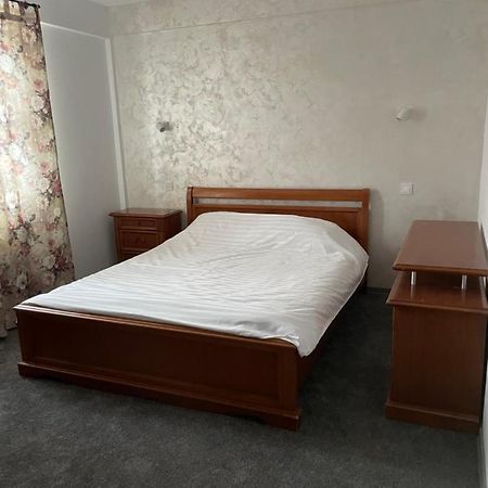 Eroilor Apartament Lejlighed Suceava Eksteriør billede