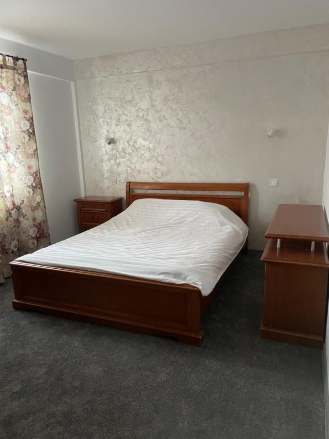 Eroilor Apartament Lejlighed Suceava Eksteriør billede